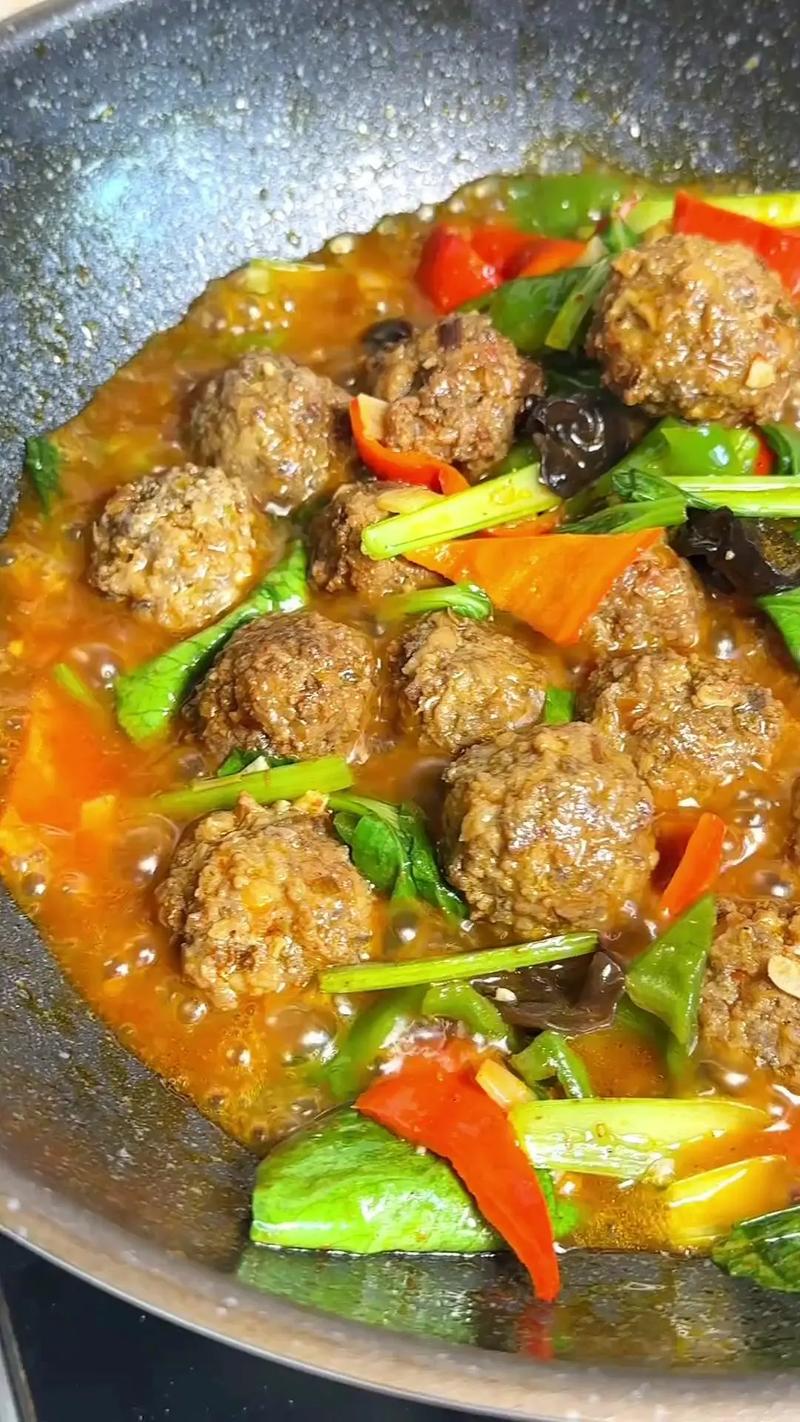 油丸子怎么做?家常做法有哪些?-图2 油丸子怎么做?家常做法有哪些?-图2