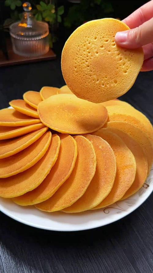 玉米面薄饼的家常做法-图1 玉米面薄饼的家常做法-图1