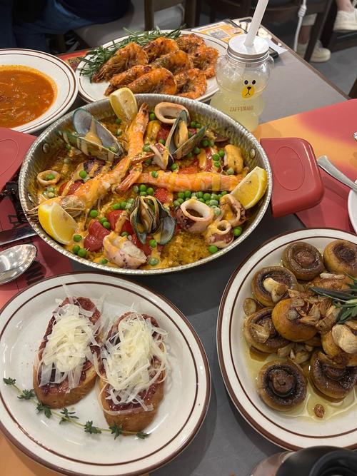 西班牙海鲜饭回家吃饭-图1