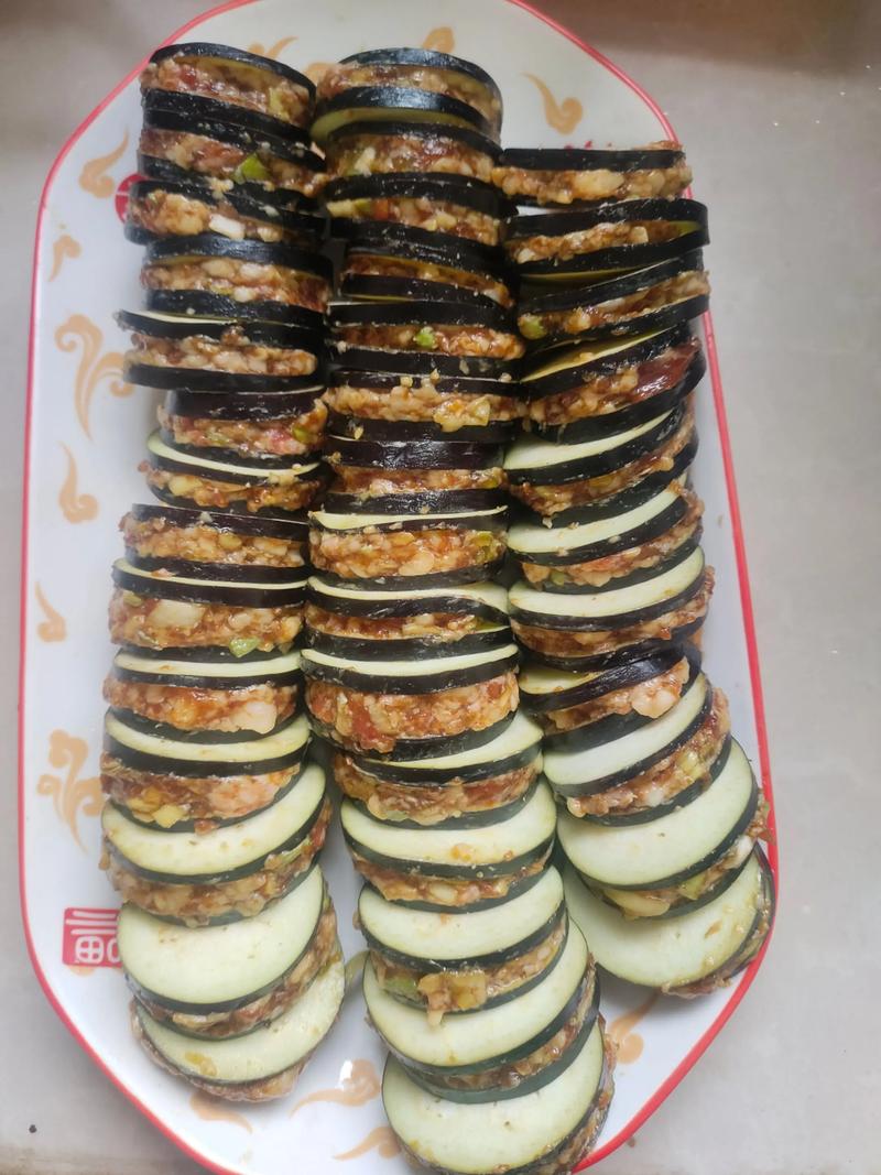 酱香蒸茄盒的家常做法-图3