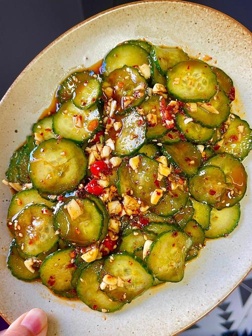 凉拌黄瓜片怎么做才爽脆入味?-图2 凉拌黄瓜片怎么做才爽脆入味?-图2