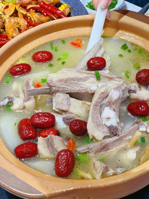 清炖羊排怎么做才软烂不膻？-图2