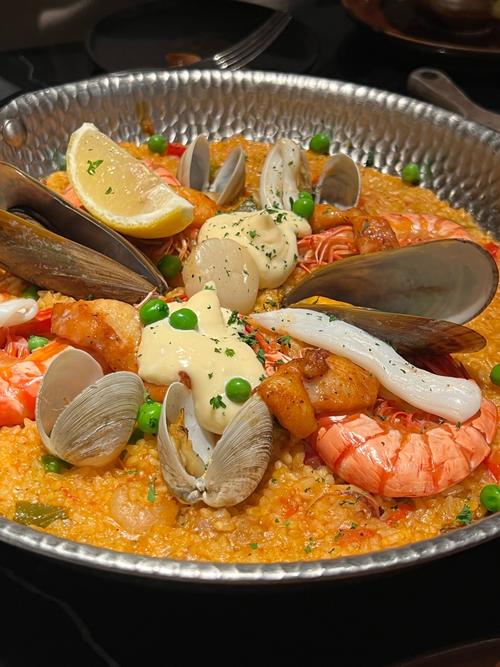 西班牙海鲜饭VS意大利面，谁更正宗？-图1