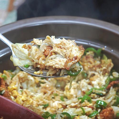 家常米饭锅巴怎么做才酥脆？-图2