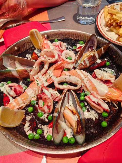 西班牙海鲜烩饭墨鱼汁,为何如此独特?-图1 西班牙海鲜烩饭墨鱼汁,为何如此独特?-图1