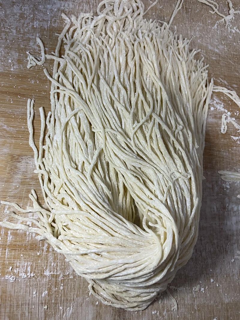 2岁宝宝手擀面的做法-图1 2岁宝宝手擀面的做法-图1