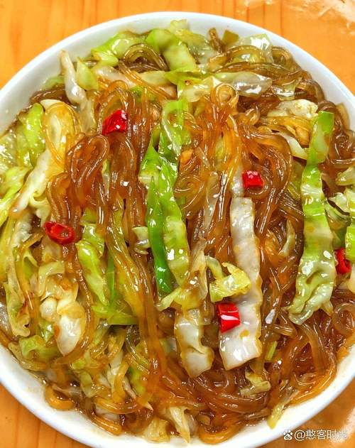 海鲜白菜粉丝怎么做才鲜嫩？-图1