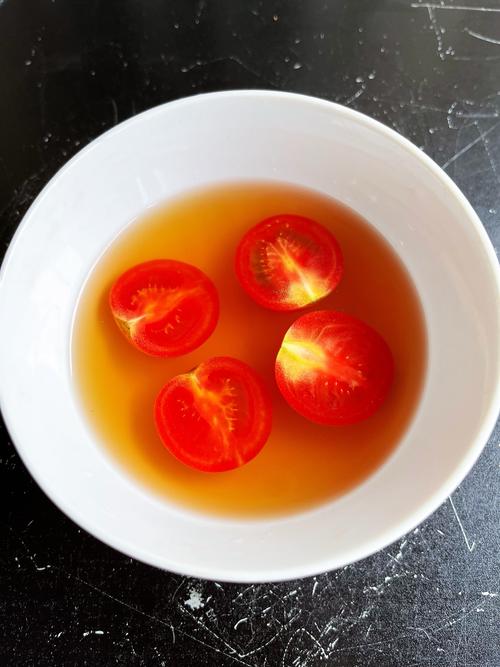 宝宝西红柿汤怎么做更营养?-图2 宝宝西红柿汤怎么做更营养?-图2