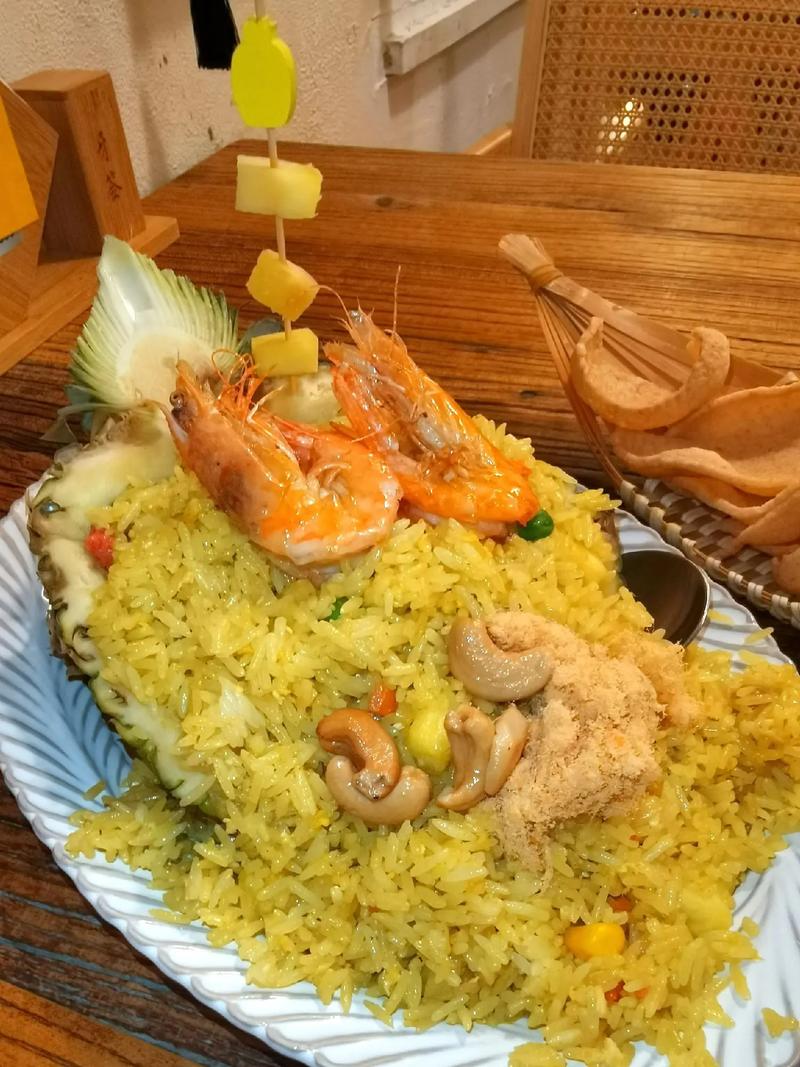泰国菠萝海鲜炒饭有何独特魅力？-图3