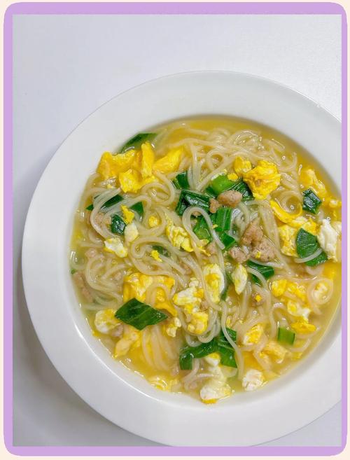 宝宝辅食面条加碎肉沫怎么做合适？-图1