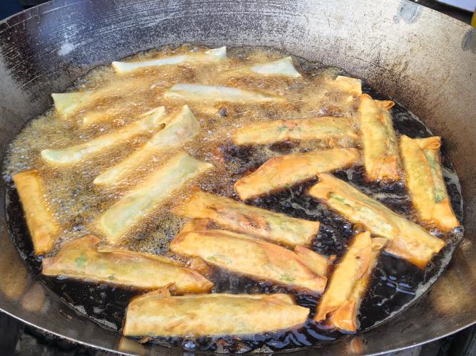 海鲜春卷怎么做?图解步骤在这里!-图2 海鲜春卷怎么做?图解步骤在这里!-图2