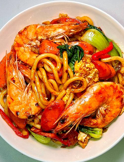 大虾海鲜面怎么做？视频教程在这里！-图1