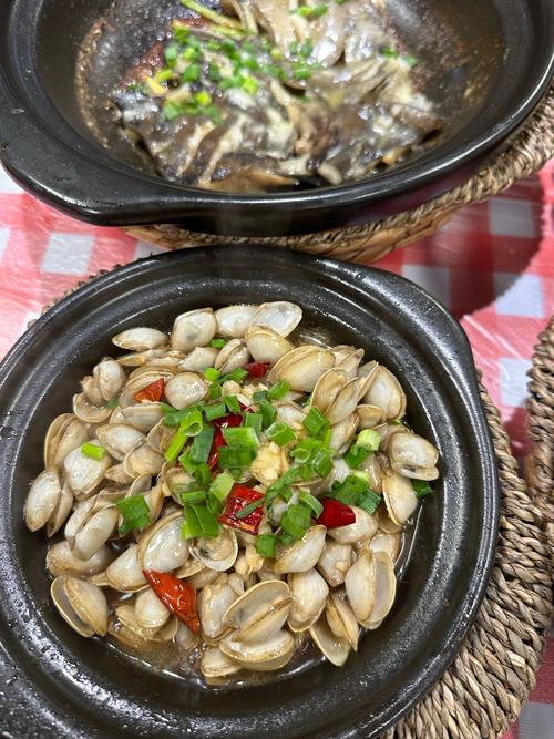 砂锅海鲜做法视频,在家怎么做好吃?-图2 砂锅海鲜做法视频,在家怎么做好吃?-图2