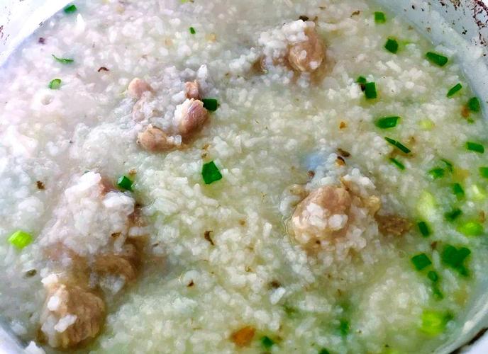 宝宝筒骨粥怎么做？步骤和食材有哪些？-图2