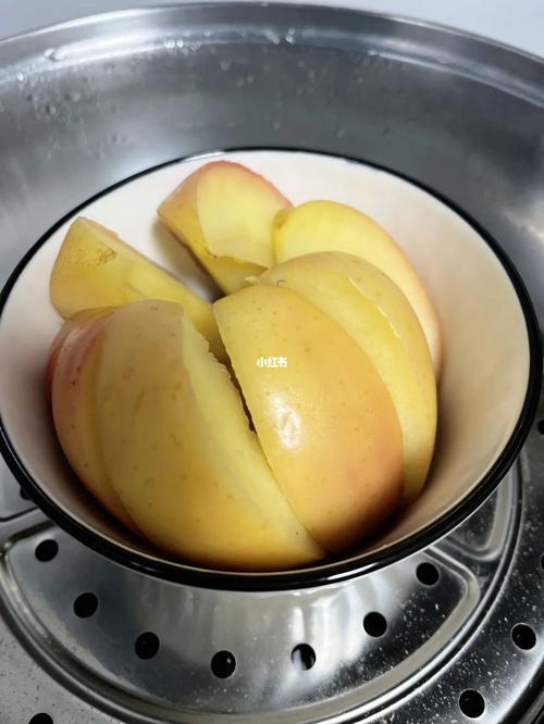 宝宝拉肚子吃蒸苹果能止泻吗？-图1