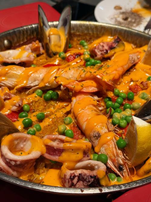 西班牙海鲜饭为何不用红花?-图1 西班牙海鲜饭为何不用红花?-图1