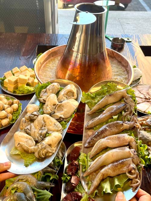 海鲜酸菜火锅里都有啥海鲜？-图3