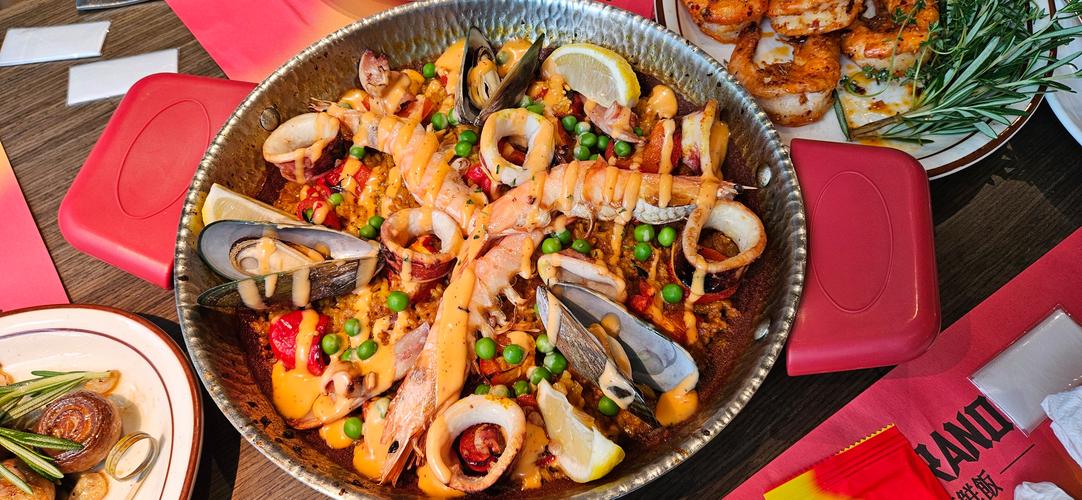 深圳哪里能吃到正宗西班牙海鲜烩饭？-图1