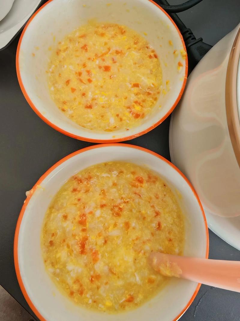 胡萝卜蛋黄粥宝宝能吃吗？-图1