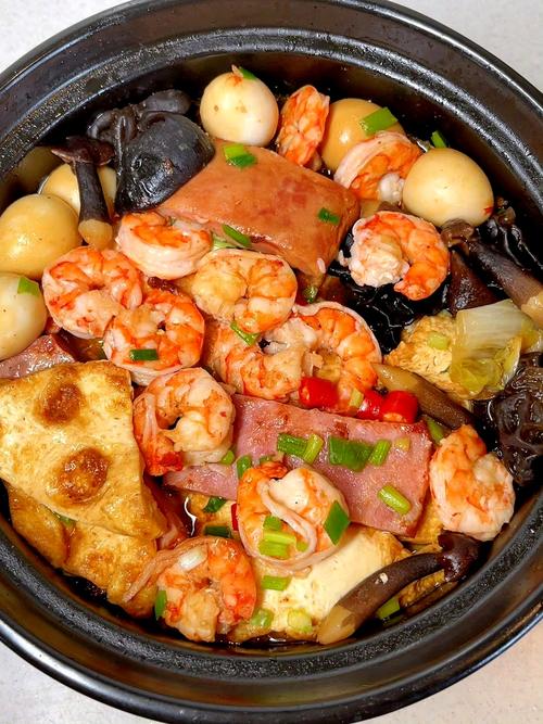 海鲜豆腐煲，海鲜先炒更鲜吗？-图2