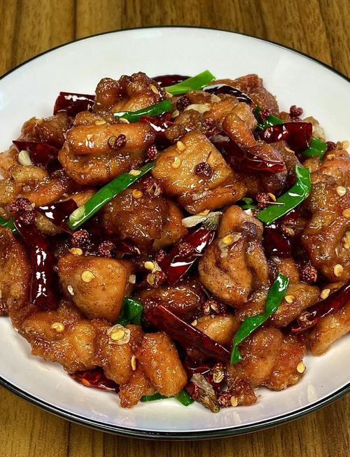 香辣鸡怎么做？家常做法有哪些？-图1