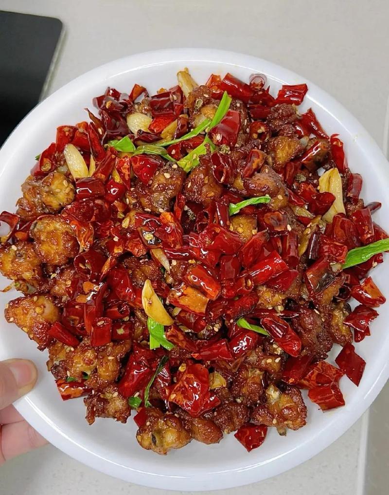 香辣鸡怎么做？家常做法有哪些？-图2