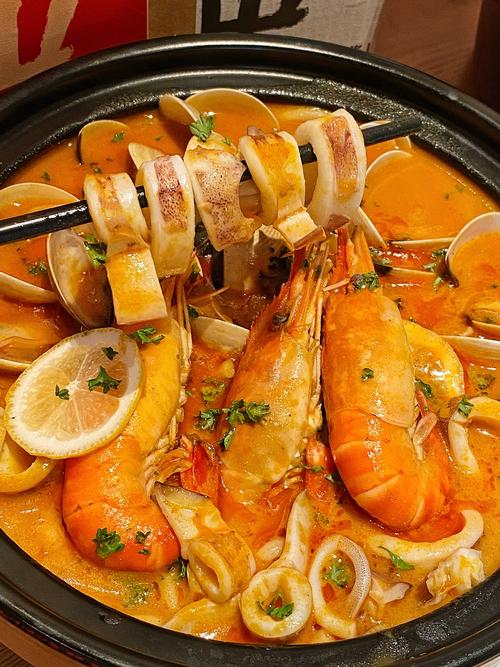 意大利海鲜汤七种海鲜，具体是哪七种？-图1