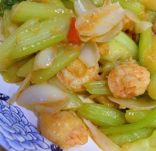 素西芹怎么做？家常做法有哪些？-图3