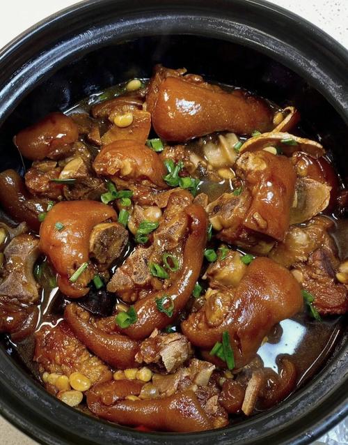 猪蹄怎么做才好吃？-图2