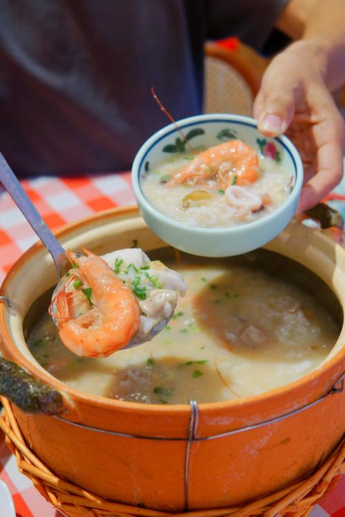 海鲜粥与蒸汽海鲜，做法有何不同？-图1