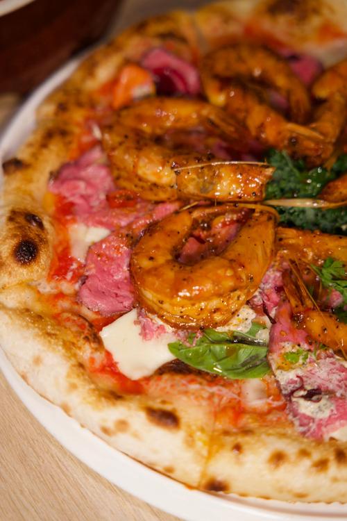 海鲜披萨里都有哪些海鲜？-图2