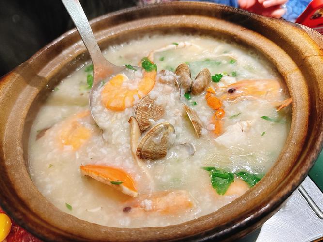 海鲜粥的海鲜怎么处理才鲜嫩？-图2