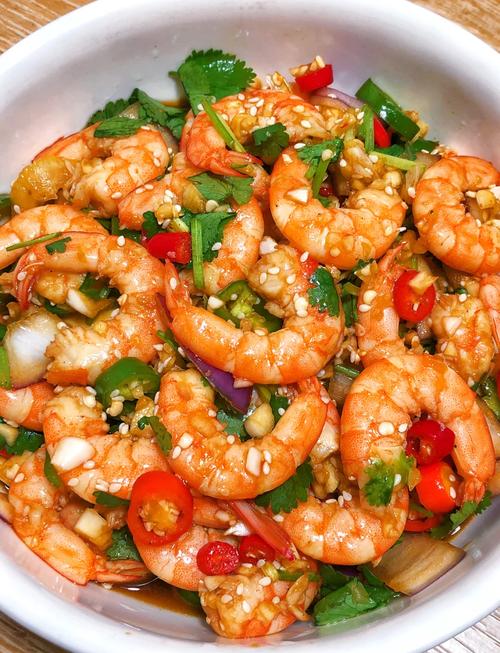 酸辣虾怎么做？家常做法有哪些？-图1