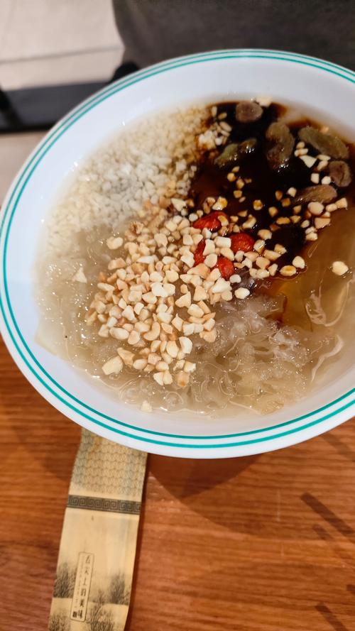 肥肠酸辣粉怎么做才够味？-图3