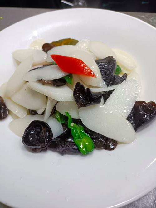 木耳炒山药怎么炒才好吃？-图3