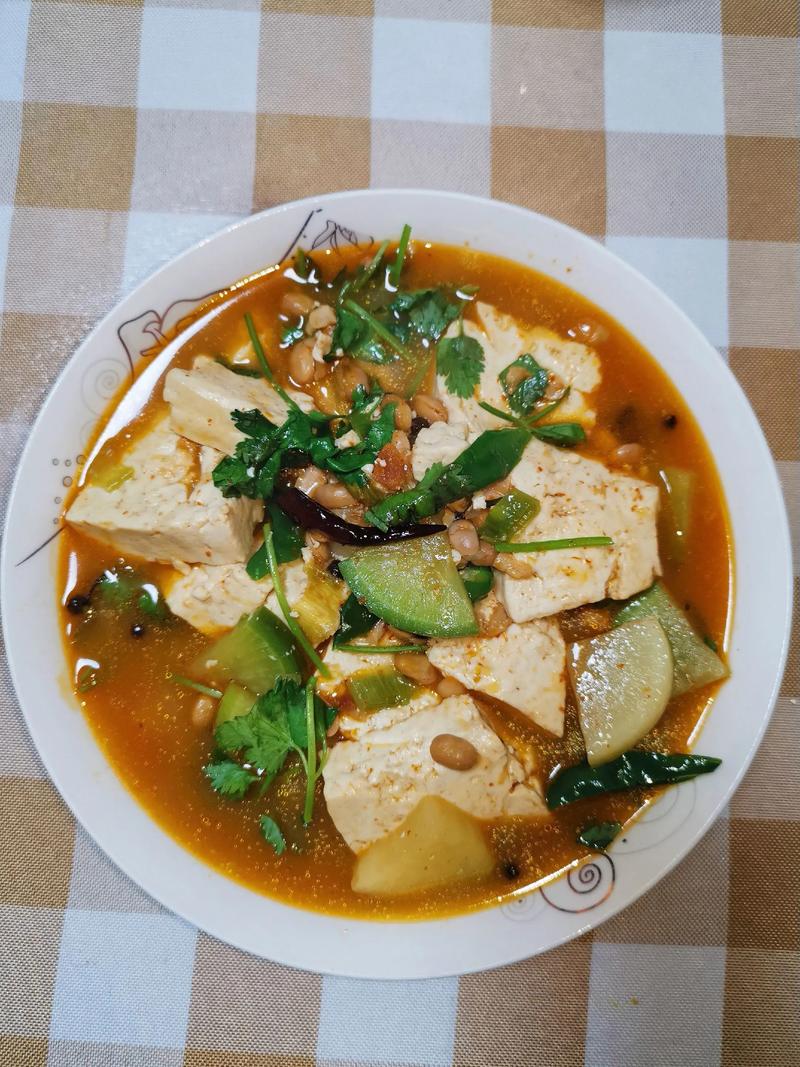 酱炖水豆腐怎么做才入味？-图2