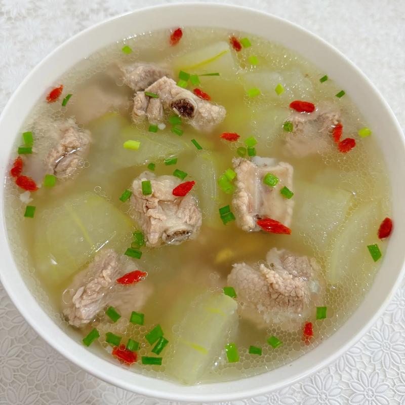 猪肉冬瓜汤怎么做才好喝？-图1