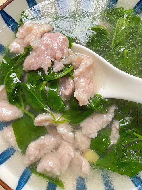 家常瘦肉汤怎么做才好喝？-图1