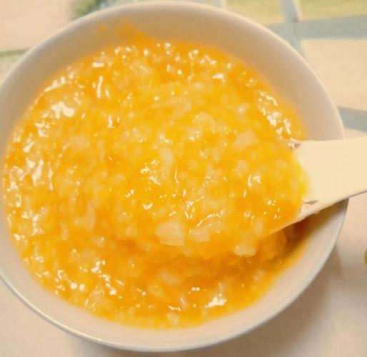 宝宝辅食胡萝卜南瓜粥怎么做？-图2