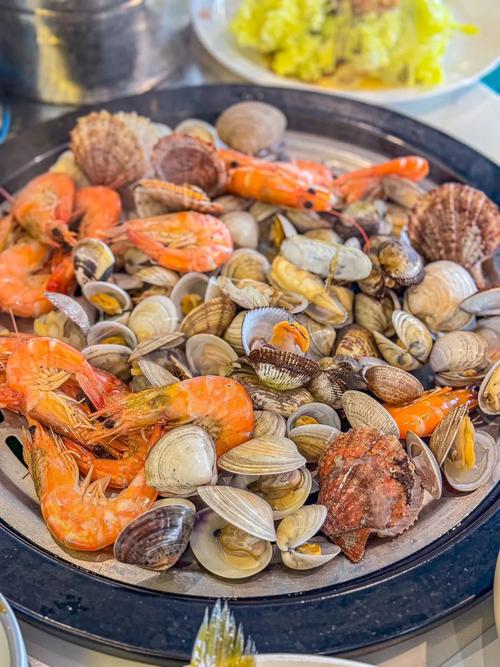 蒸汽海鲜店通常开在哪些商圈或地段？-图1