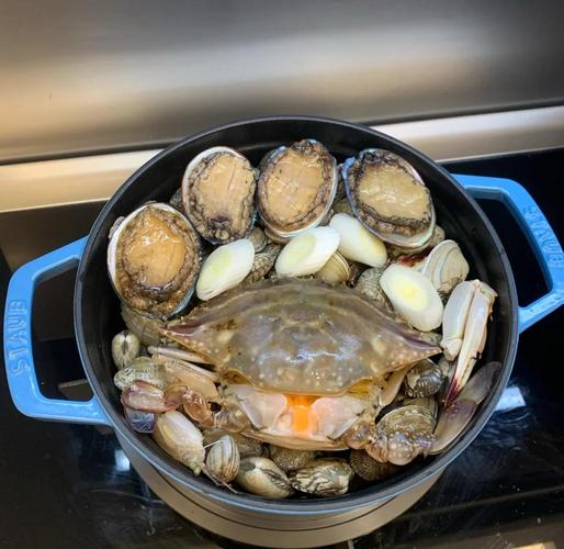 海鲜能用电饭锅炖吗？-图1