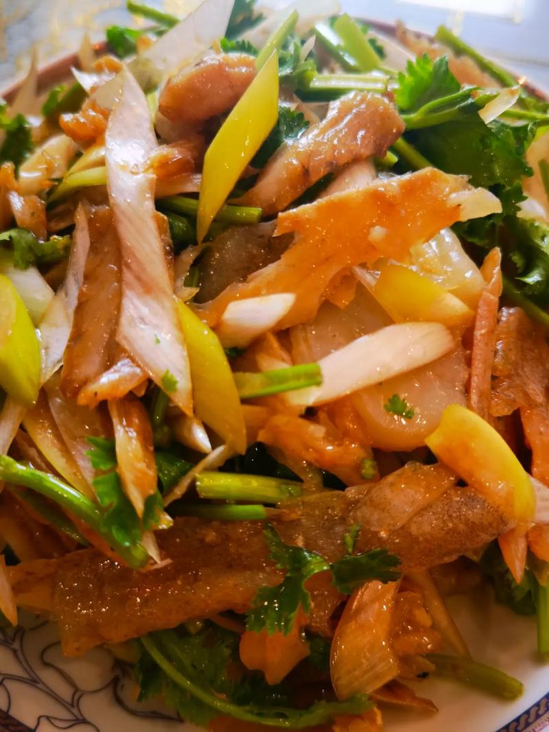 马哈鱼怎么做家常才好吃？-图1