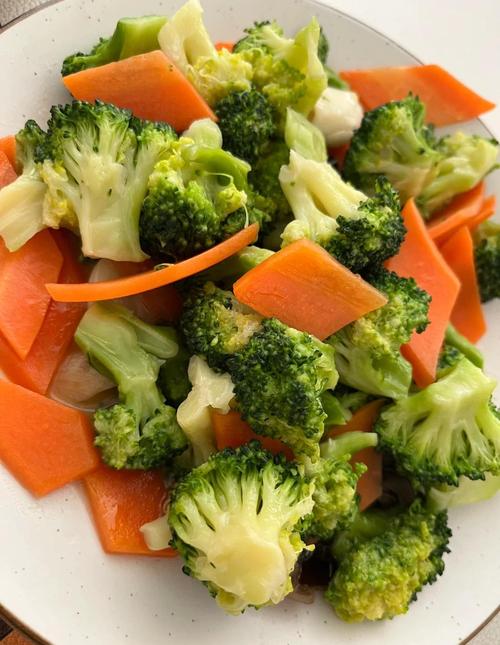 西兰花辅食怎么煮才软烂又营养？-图2