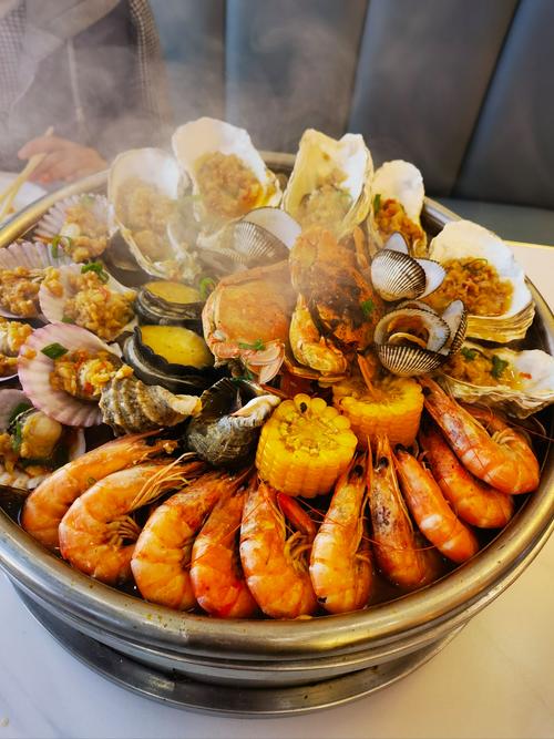 海鲜大咖一起蒸，这样做鲜不鲜？-图1