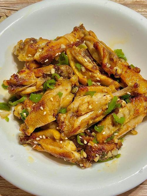 素鸡翅炒肉怎么做？家常做法步骤详解-图3