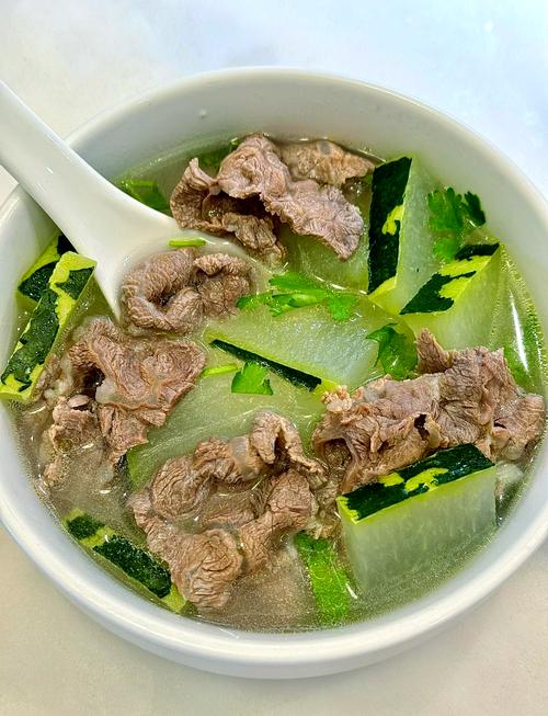 家常牛肉冬瓜汤怎么做？-图1
