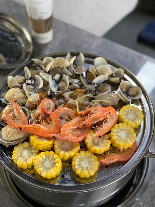蒸汽海鲜锅在家怎么做？-图1