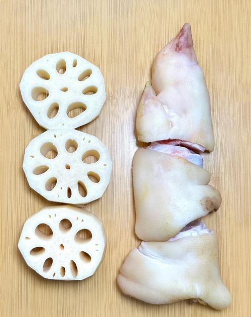猪蹄藕怎么做？家常做法有哪些？-图2