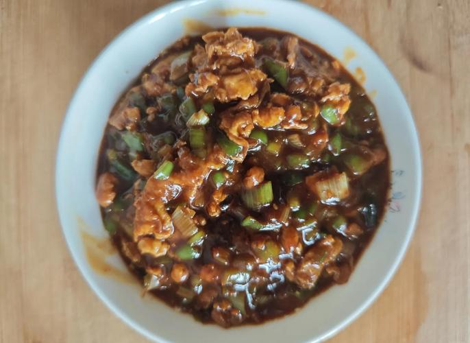 家常蒸鸡蛋辣椒酱怎么做？-图2