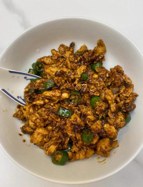 家常蒸鸡蛋辣椒酱怎么做？-图3